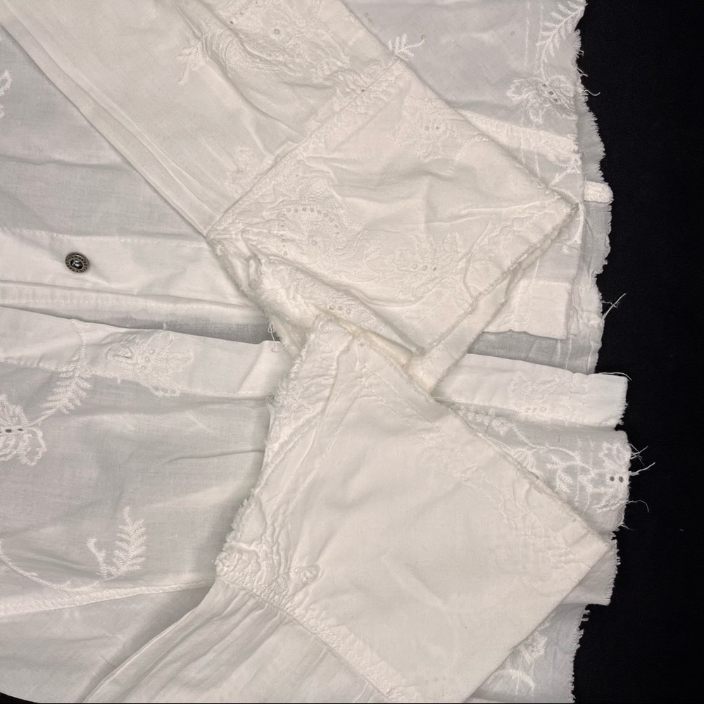 Womens button down - Picture 3 of 4